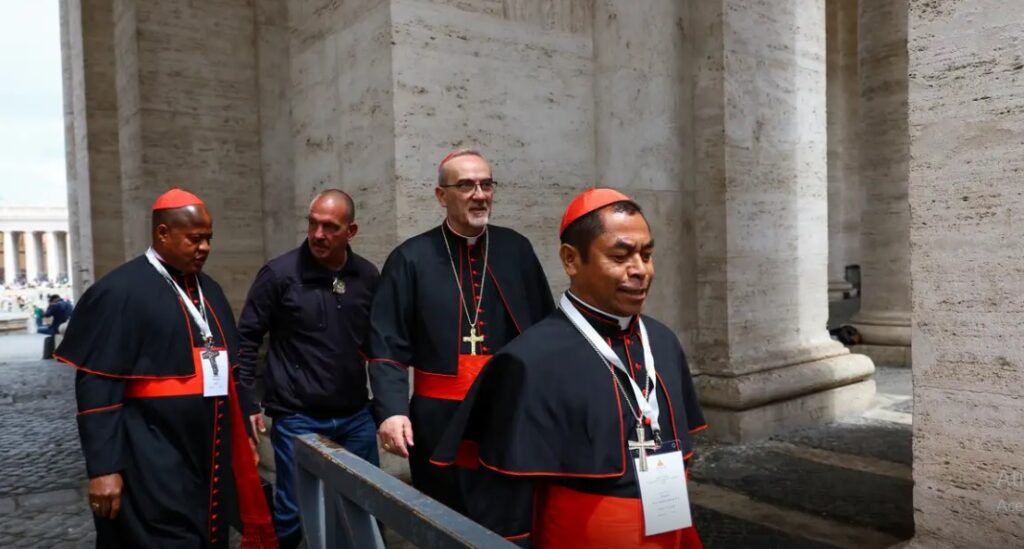 133 Cardeais estão em Roma e participarão do conclave que escolherá o novo Papa.
